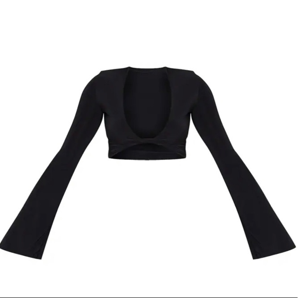 Pretty little thing top Color- black Size - UK 12 US size 8